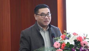 Johnchill Lee